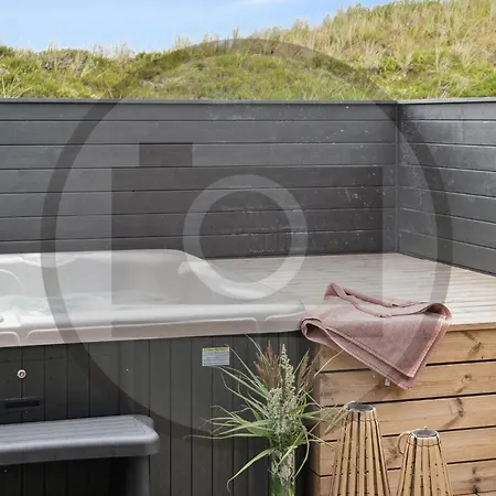 Cozy In With Sauna 펜션 흐비드 산드